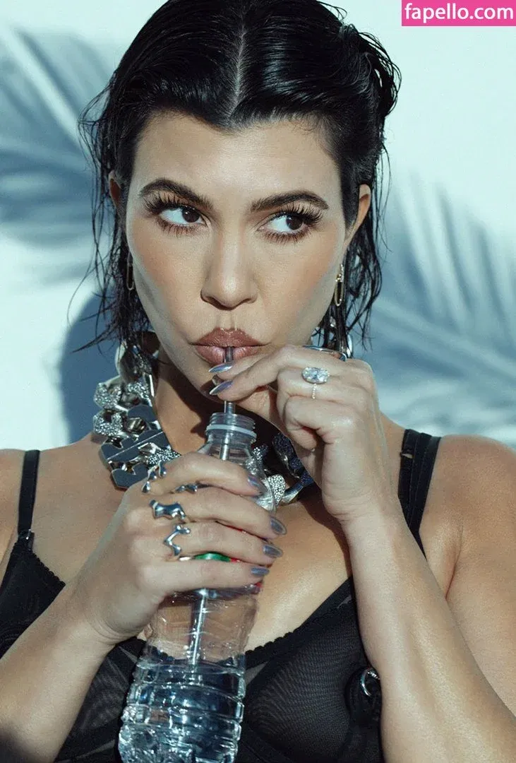 Kourtney Kardashian Onlyfans Photo Gallery 