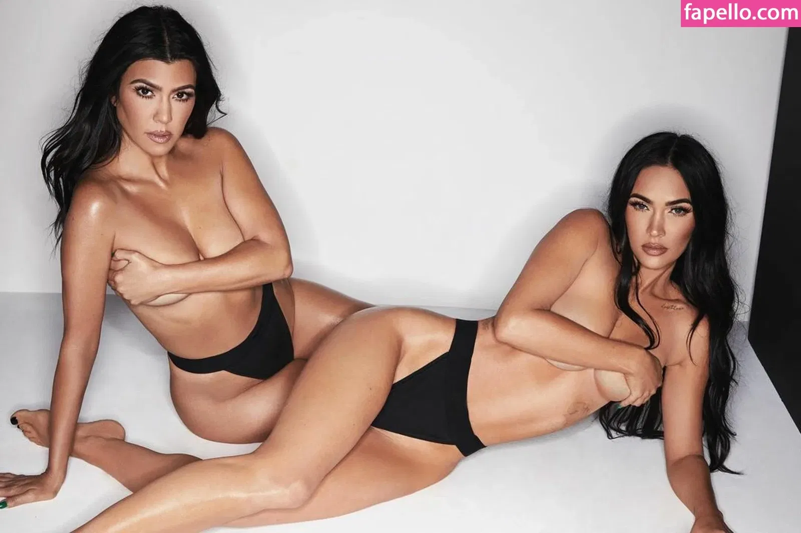 Kourtney Kardashian Onlyfans Photo Gallery 