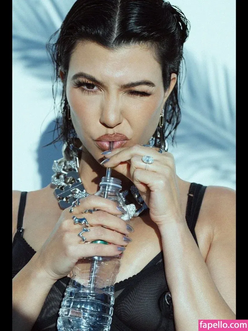 Kourtney Kardashian Onlyfans Photo Gallery 