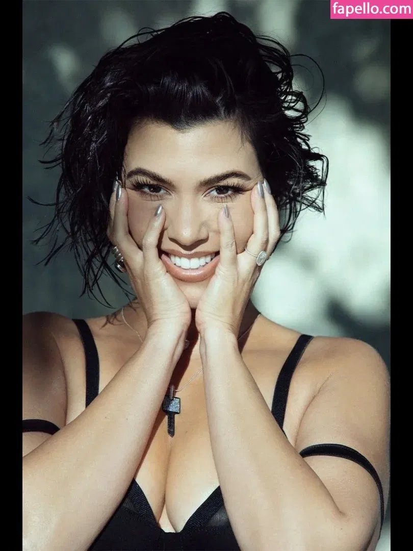 Kourtney Kardashian Onlyfans Photo Gallery 