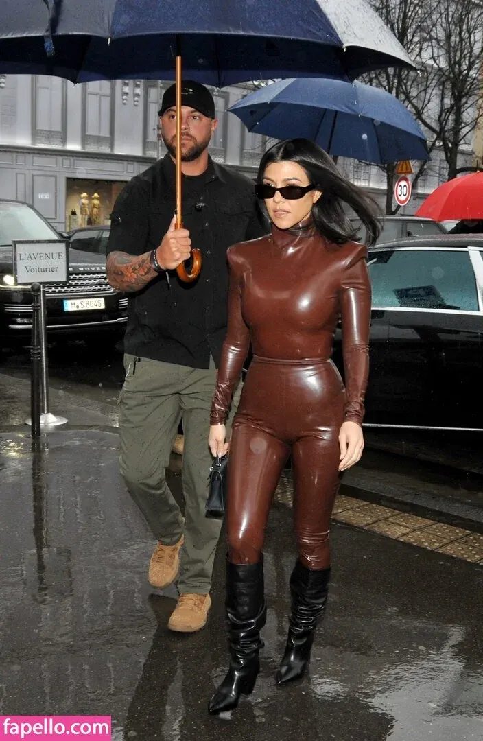 Kourtney Kardashian Onlyfans Photo Gallery 