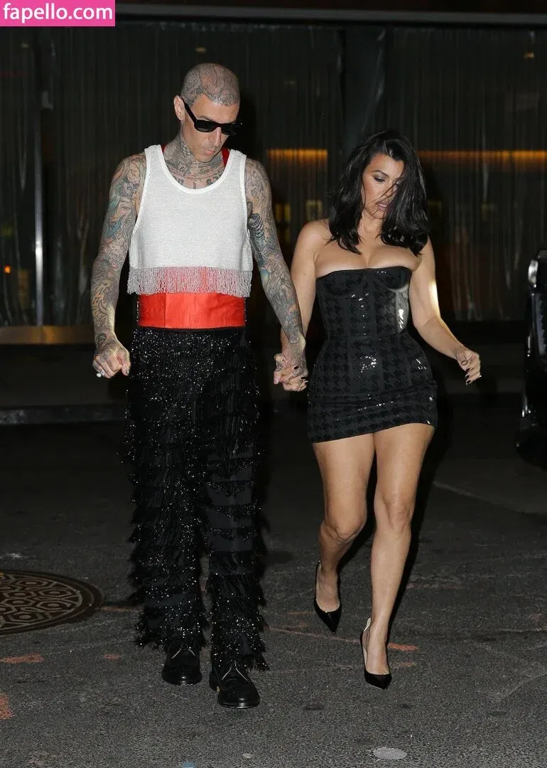 Kourtney Kardashian Onlyfans Photo Gallery 