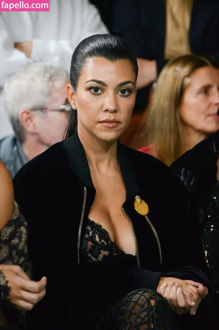 Kourtney Kardashian Onlyfans Photo Gallery 