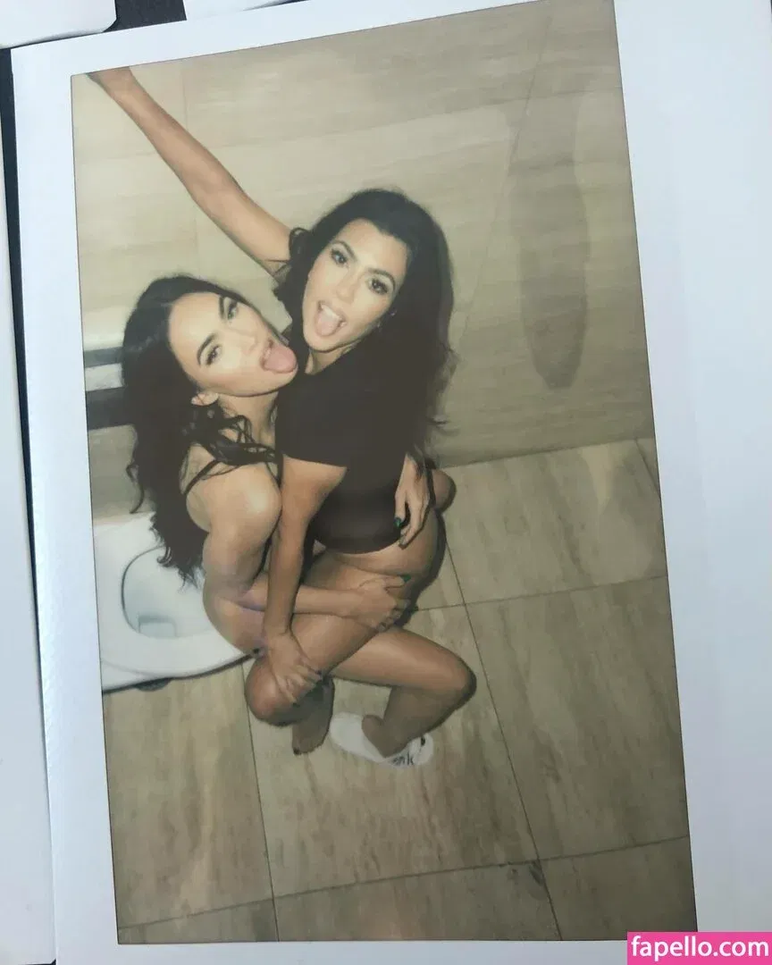 Kourtney Kardashian Onlyfans Photo Gallery 