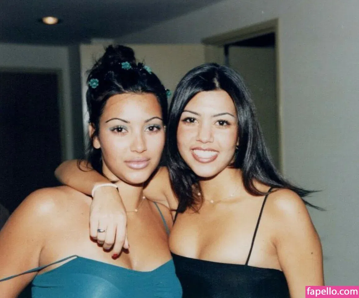 Kourtney Kardashian Onlyfans Photo Gallery 