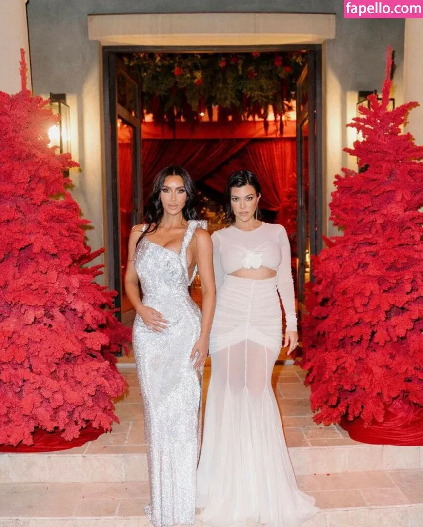 Kourtney Kardashian Onlyfans Photo Gallery 