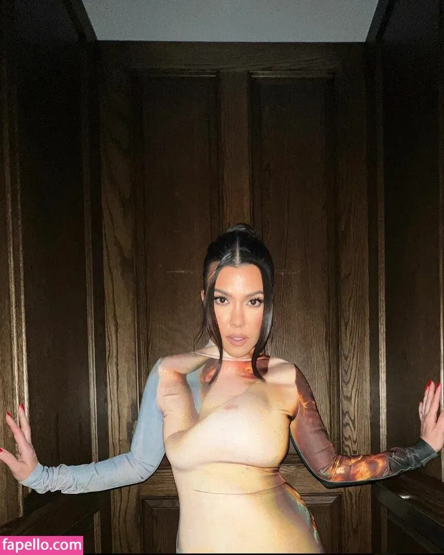 Kourtney Kardashian Onlyfans Photo Gallery 