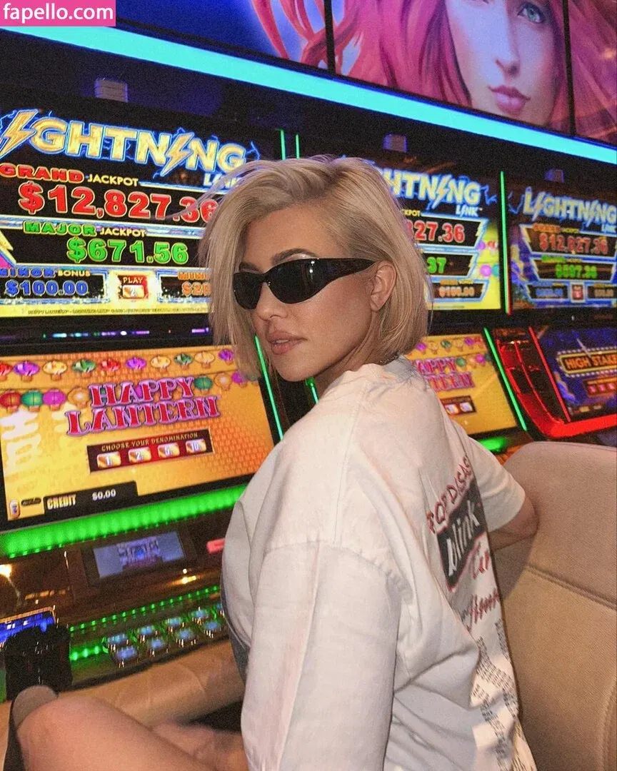 Kourtney Kardashian Onlyfans Photo Gallery 