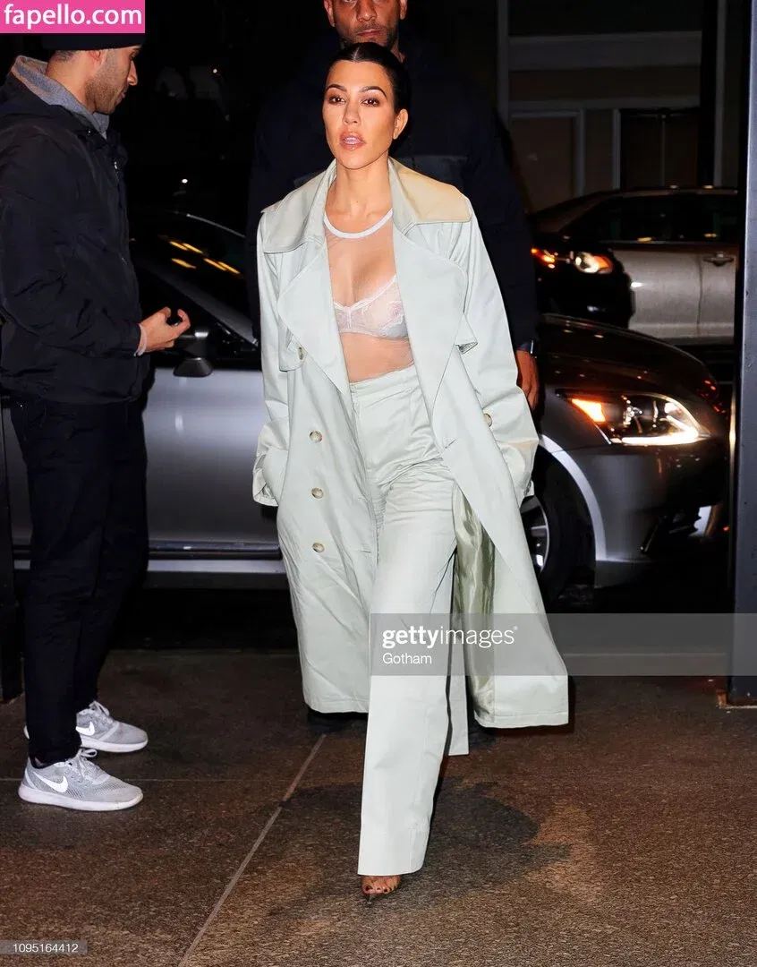 Kourtney Kardashian Onlyfans Photo Gallery 