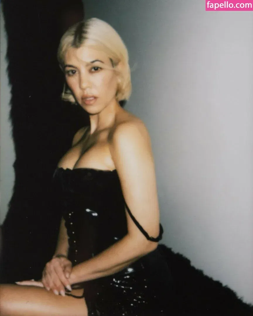 Kourtney Kardashian Onlyfans Photo Gallery 