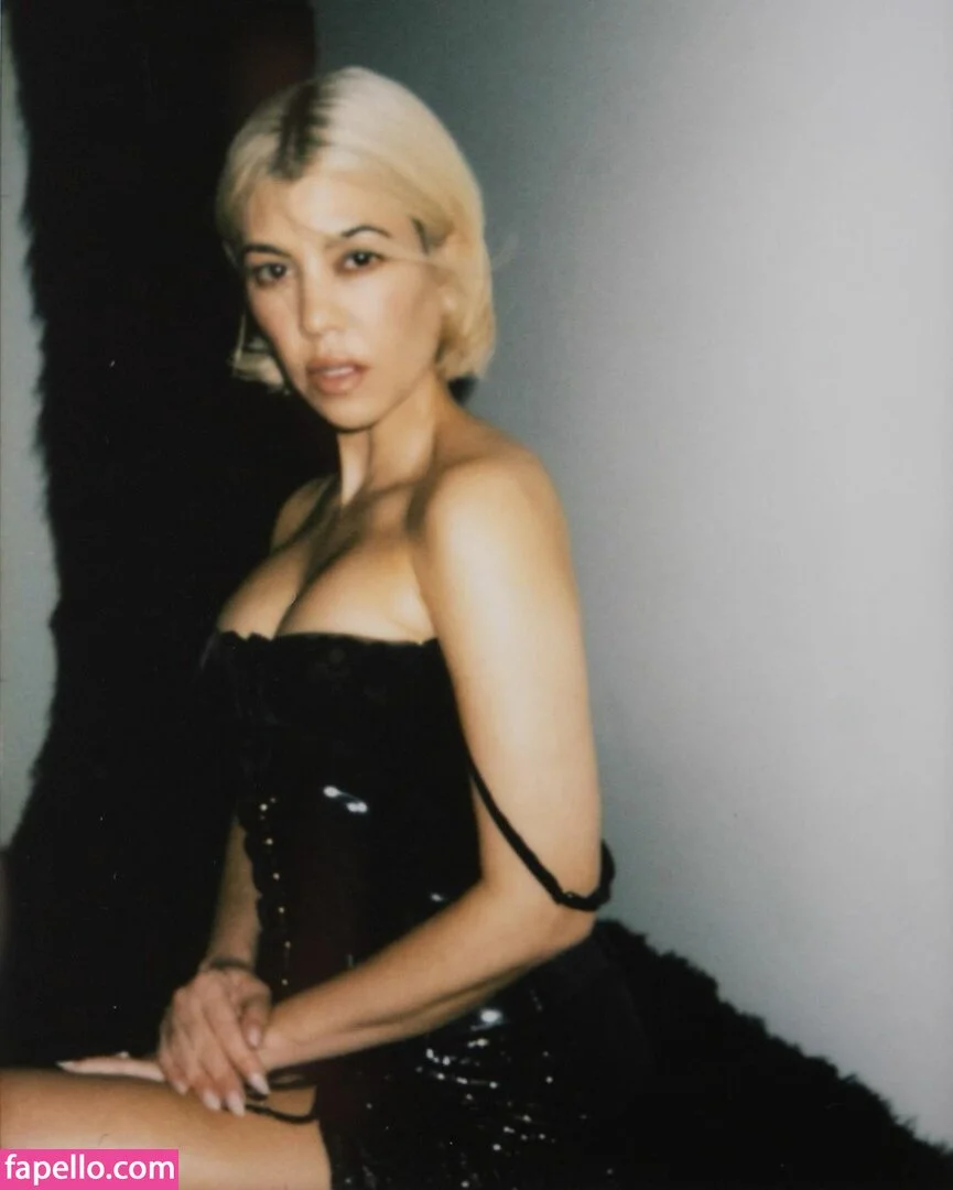 Kourtney Kardashian Onlyfans Photo Gallery 