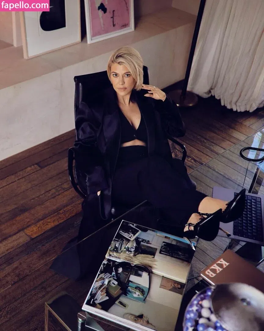 Kourtney Kardashian Onlyfans Photo Gallery 