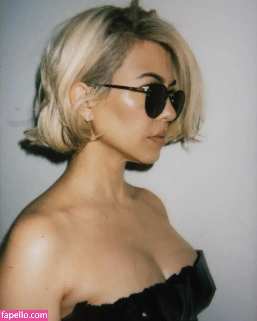 Kourtney Kardashian Onlyfans Photo Gallery 