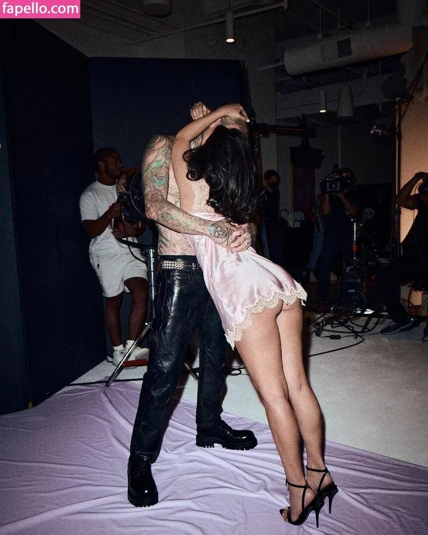 Kourtney Kardashian Onlyfans Photo Gallery 