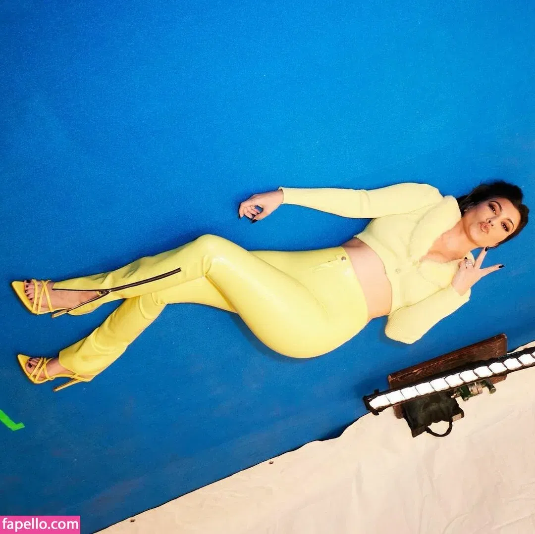 Kourtney Kardashian Onlyfans Photo Gallery 