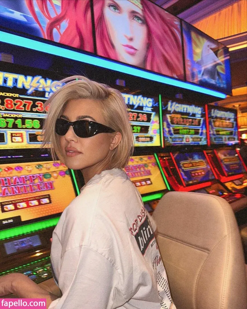 Kourtney Kardashian Onlyfans Photo Gallery 