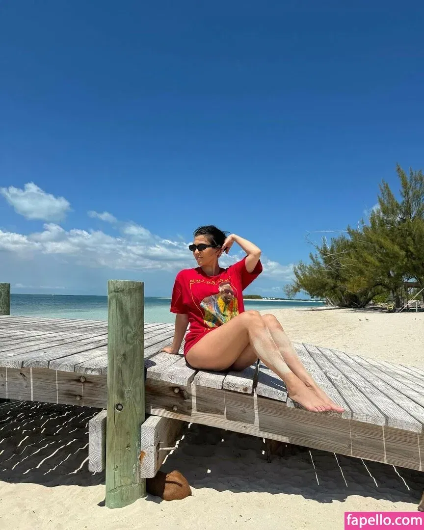 Kourtney Kardashian Onlyfans Photo Gallery 