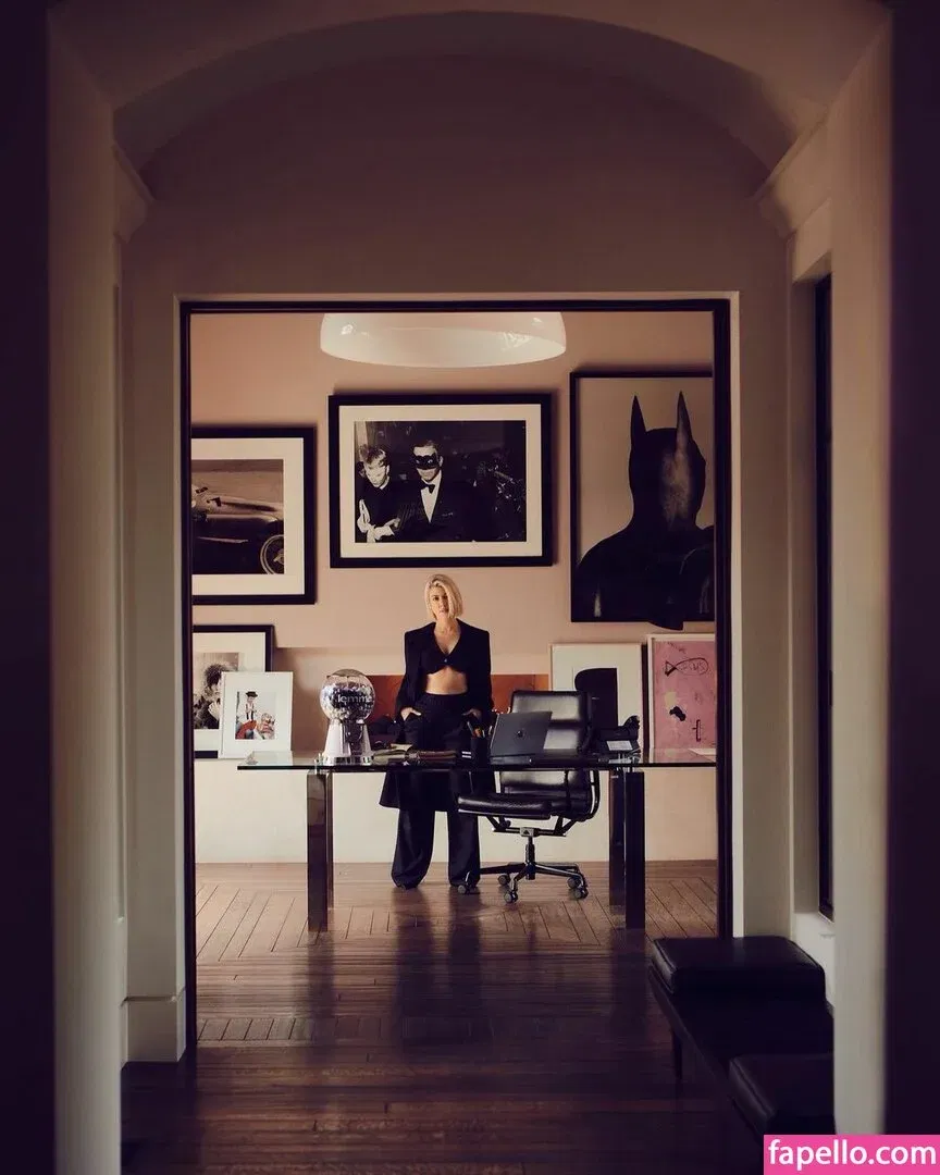 Kourtney Kardashian Onlyfans Photo Gallery 