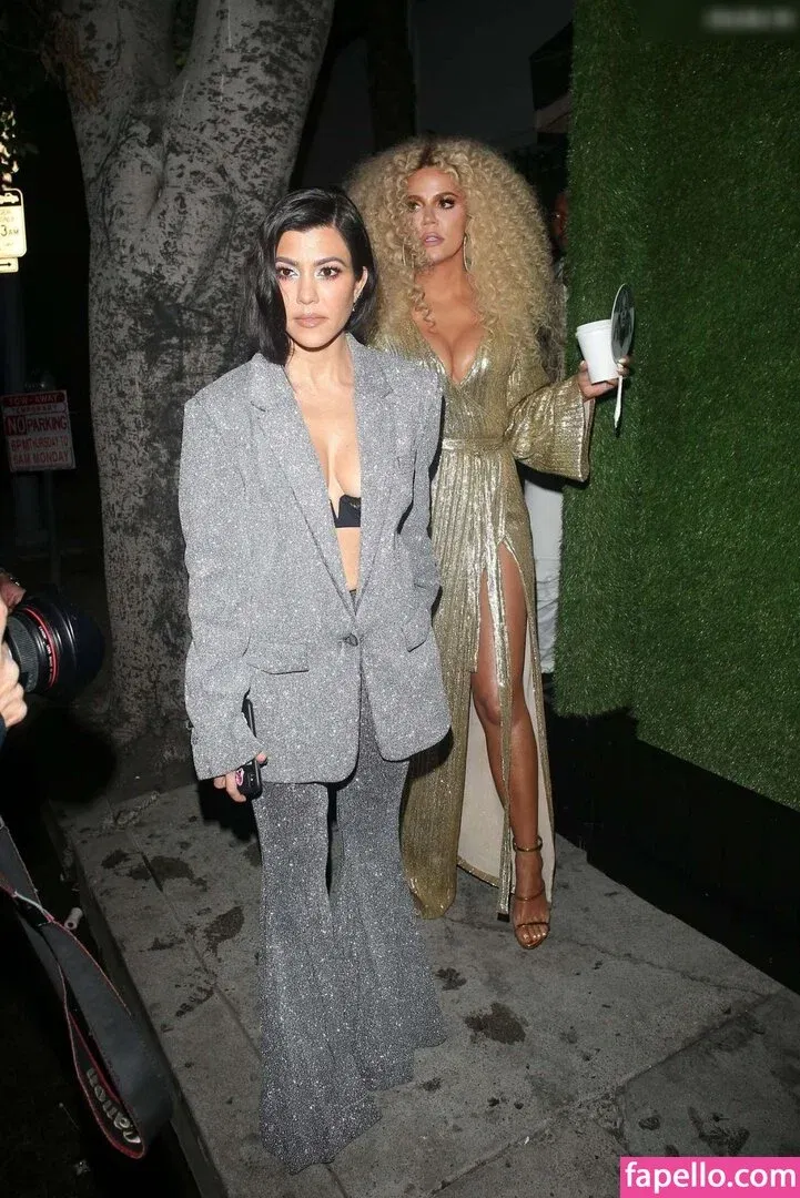 Kourtney Kardashian Onlyfans Photo Gallery 