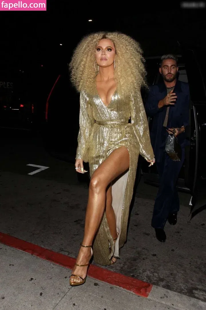 Kourtney Kardashian Onlyfans Photo Gallery 