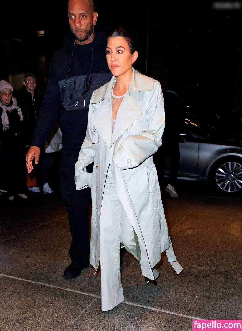 Kourtney Kardashian Onlyfans Photo Gallery 