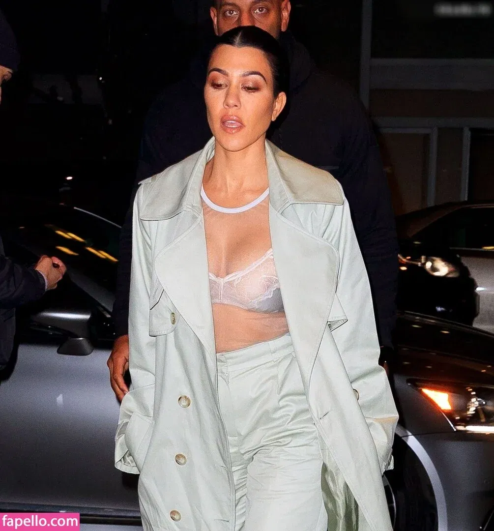 Kourtney Kardashian Onlyfans Photo Gallery 