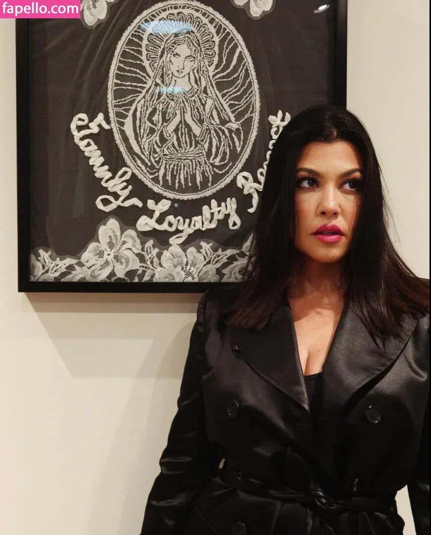 Kourtney Kardashian Onlyfans Photo Gallery 