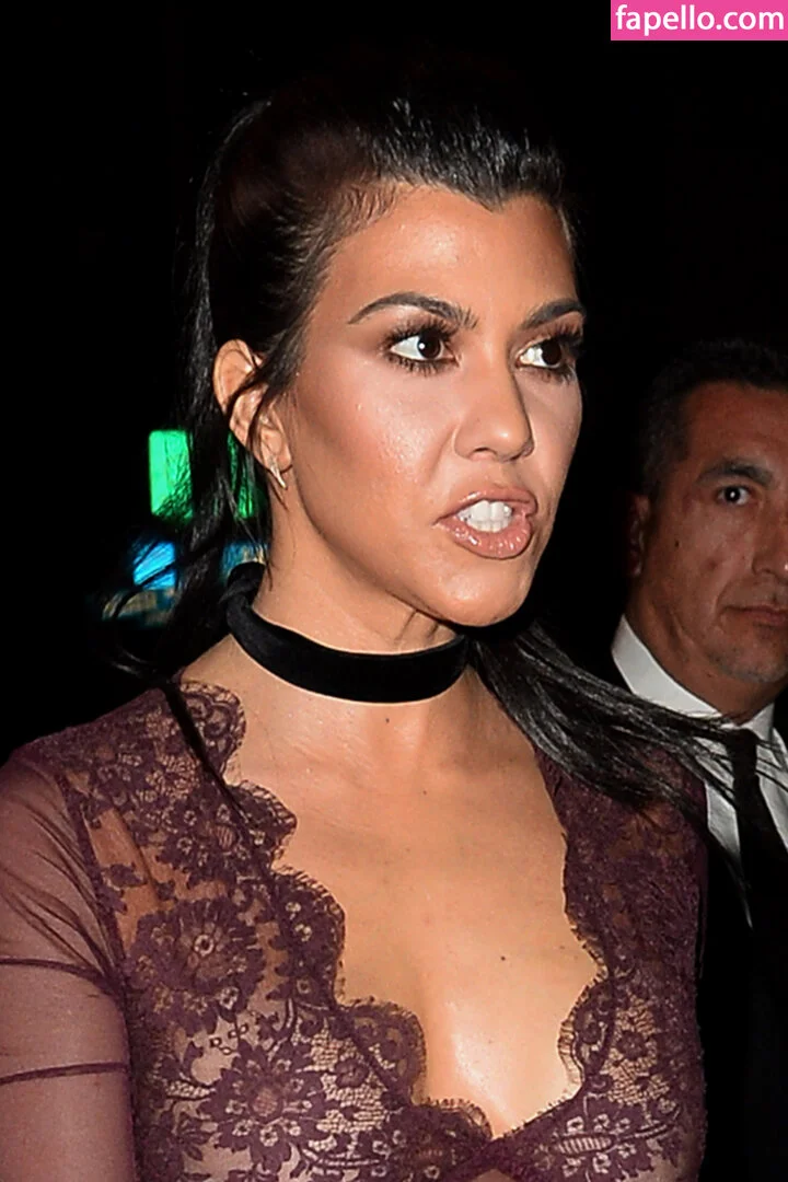 Kourtney Kardashian Onlyfans Photo Gallery 