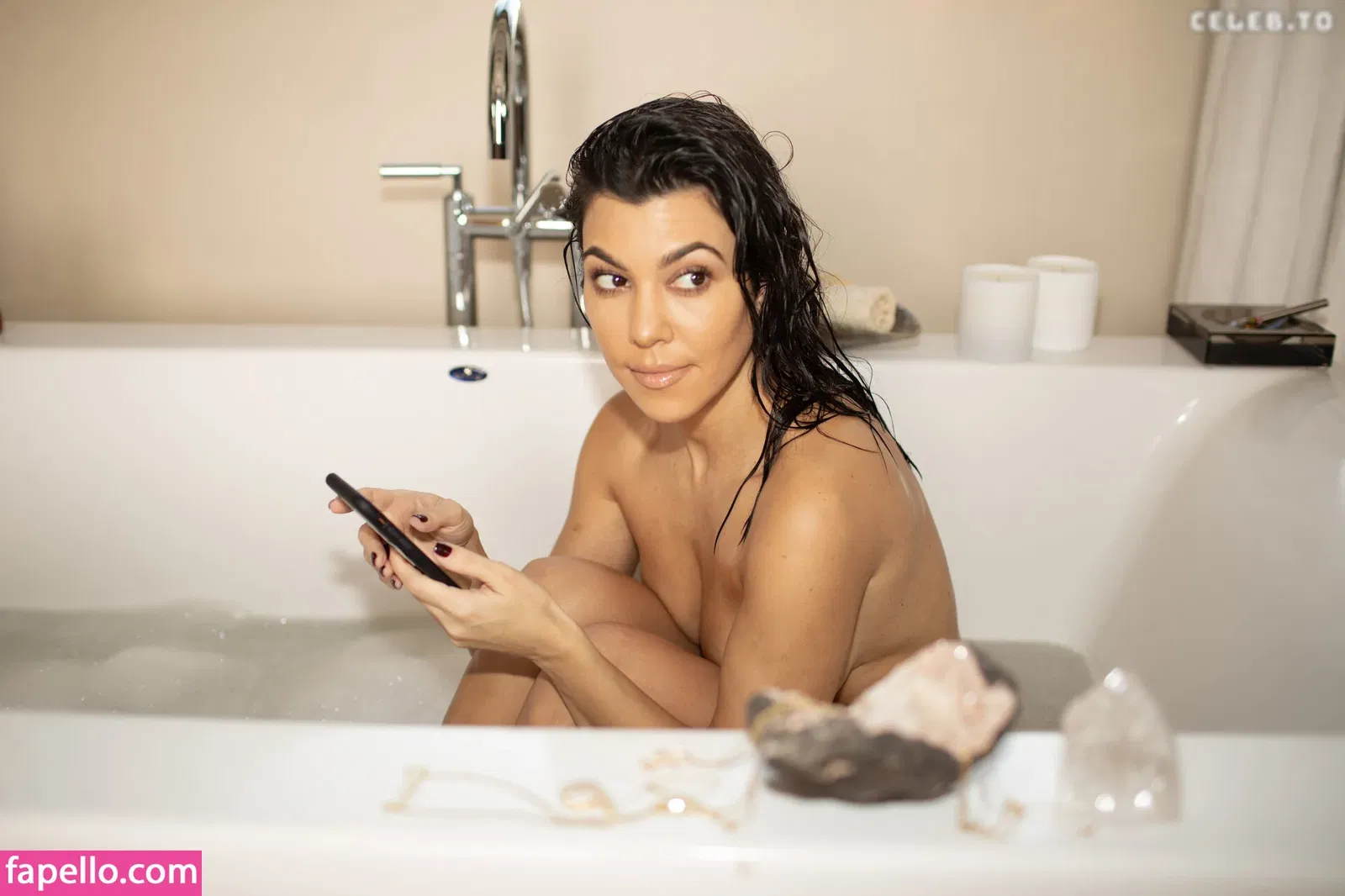 Kourtney Kardashian Onlyfans Photo Gallery 