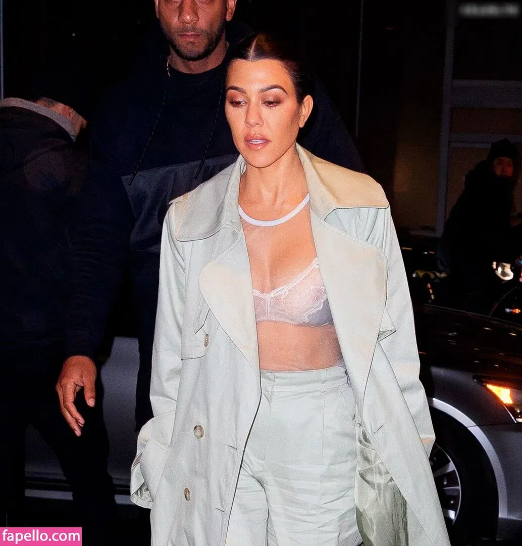 Kourtney Kardashian Onlyfans Photo Gallery 