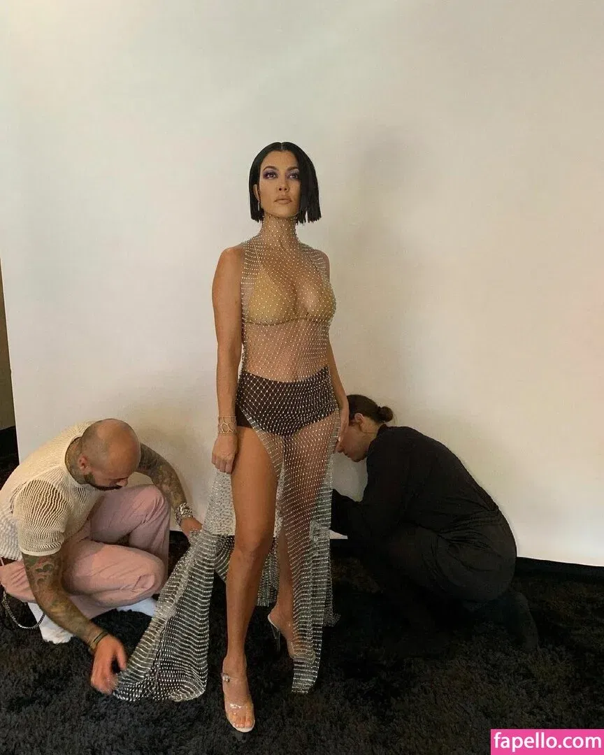 Kourtney Kardashian Onlyfans Photo Gallery 