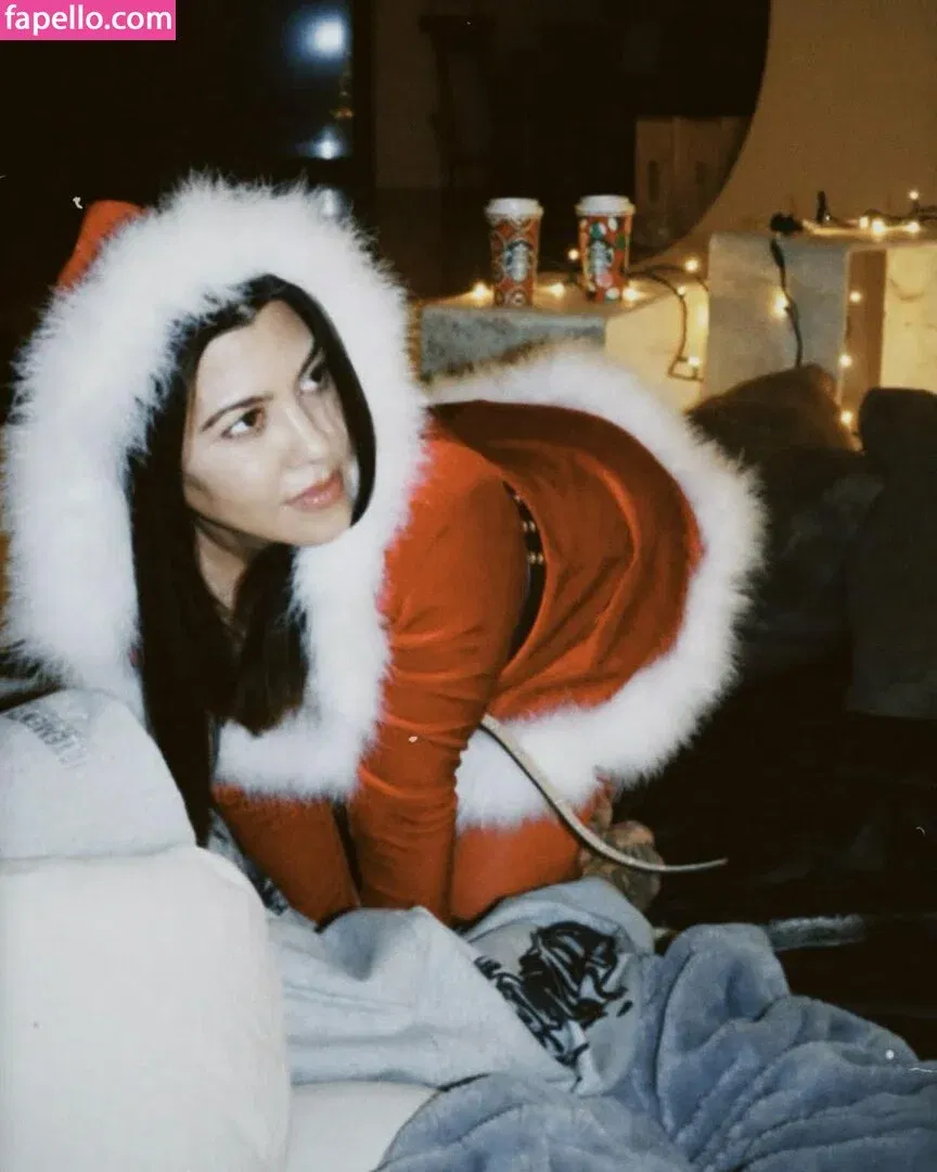 Kourtney Kardashian Onlyfans Photo Gallery 