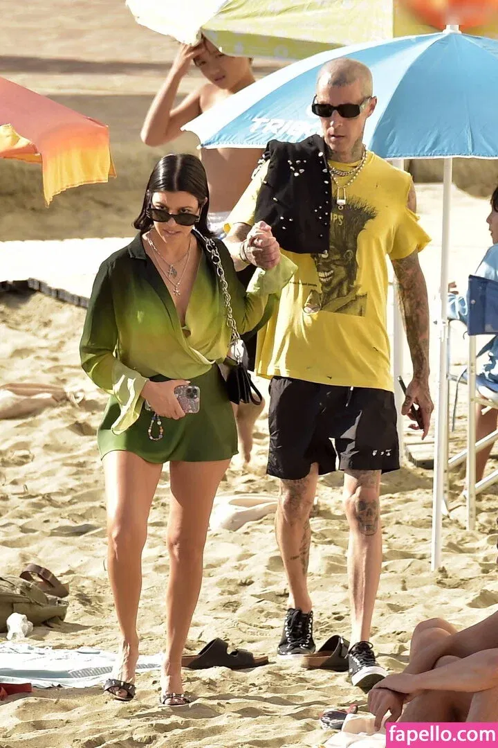 Kourtney Kardashian Onlyfans Photo Gallery 