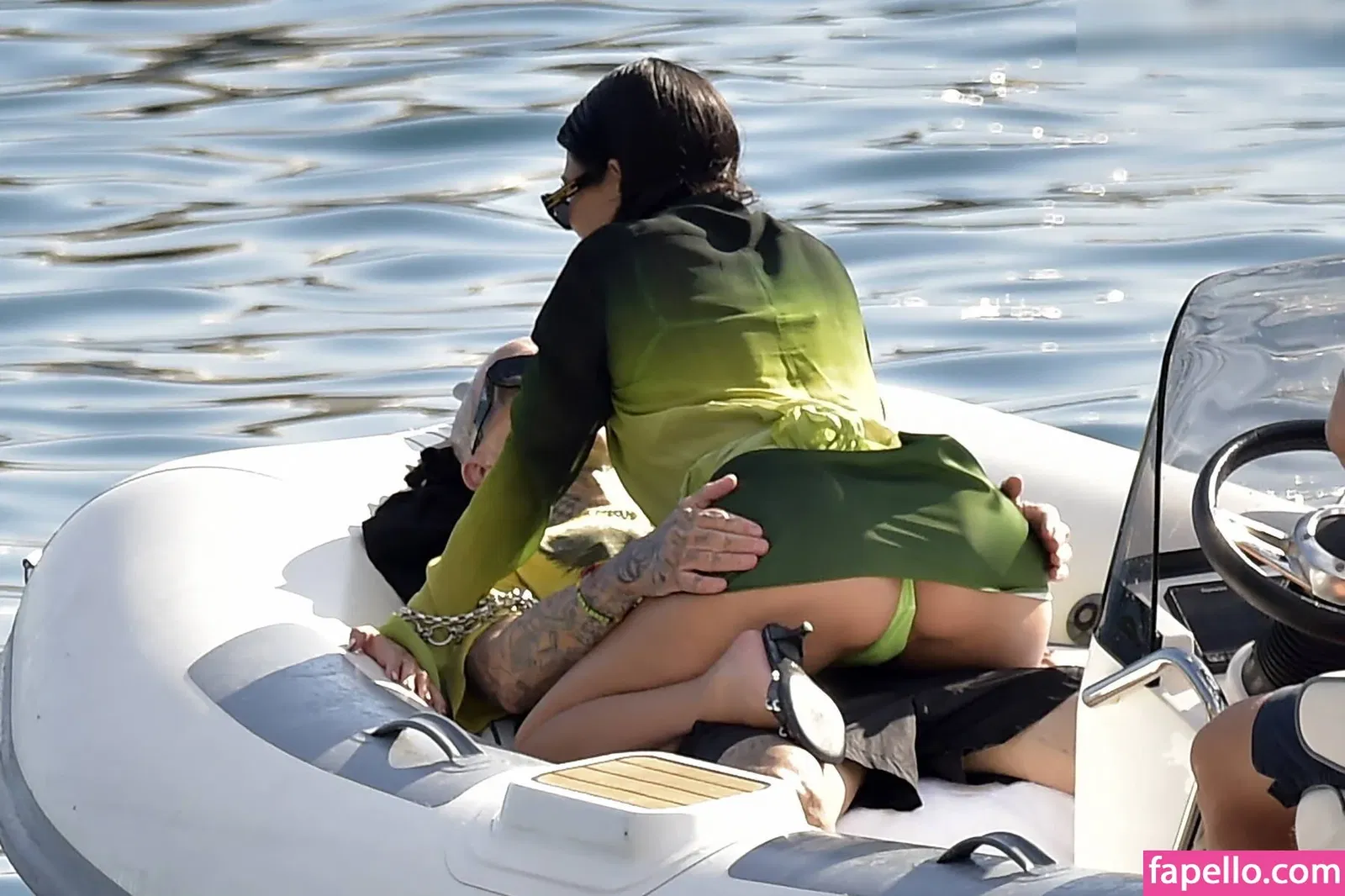 Kourtney Kardashian Onlyfans Photo Gallery 