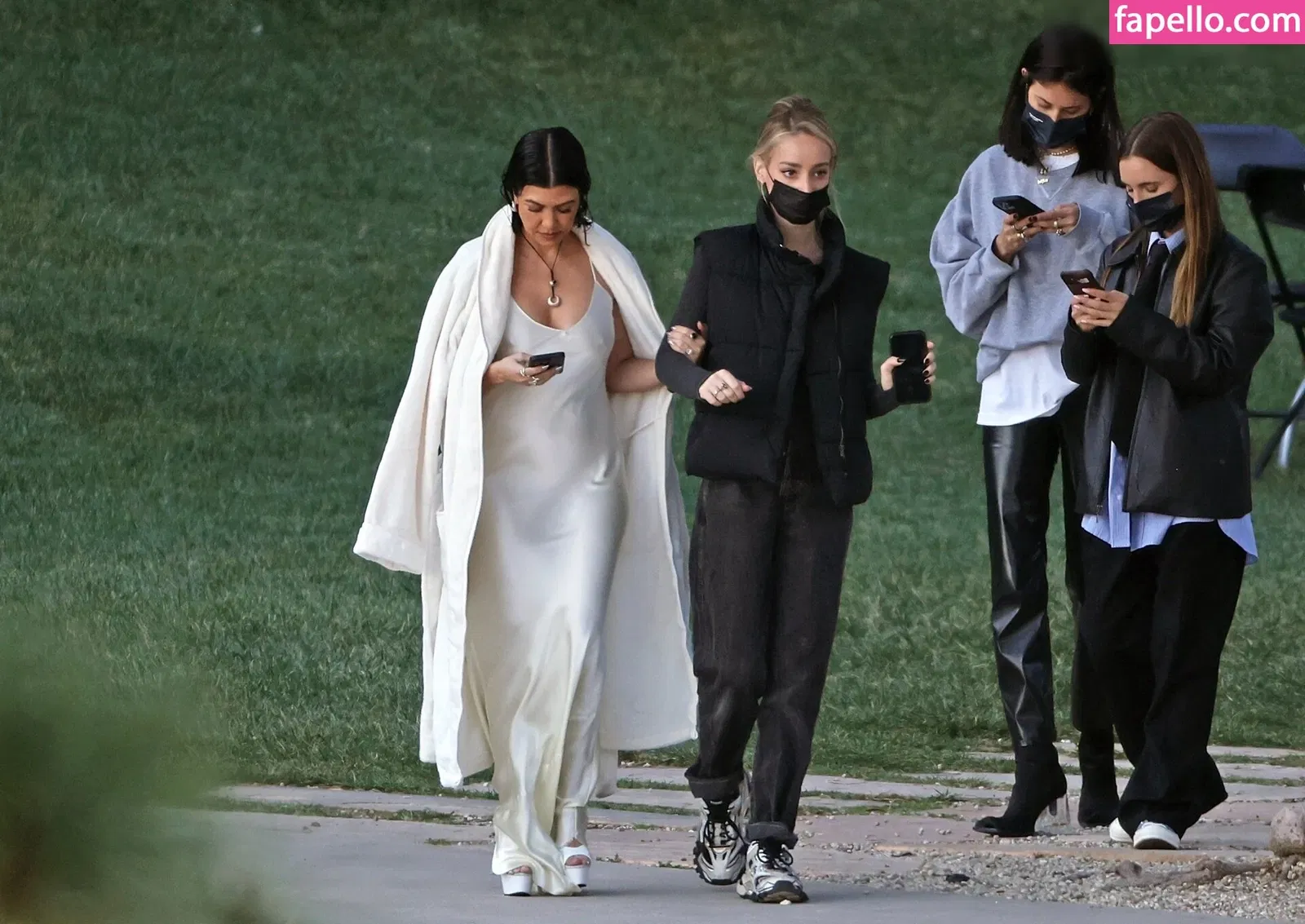 Kourtney Kardashian Onlyfans Photo Gallery 