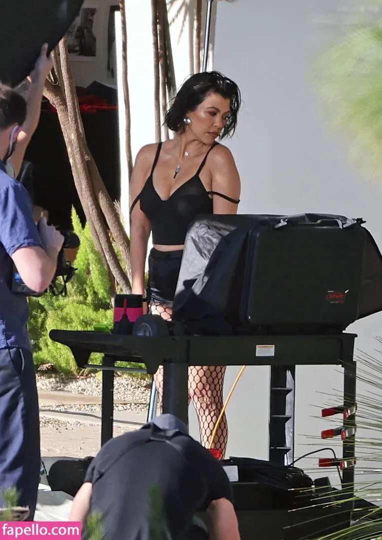 Kourtney Kardashian Onlyfans Photo Gallery 