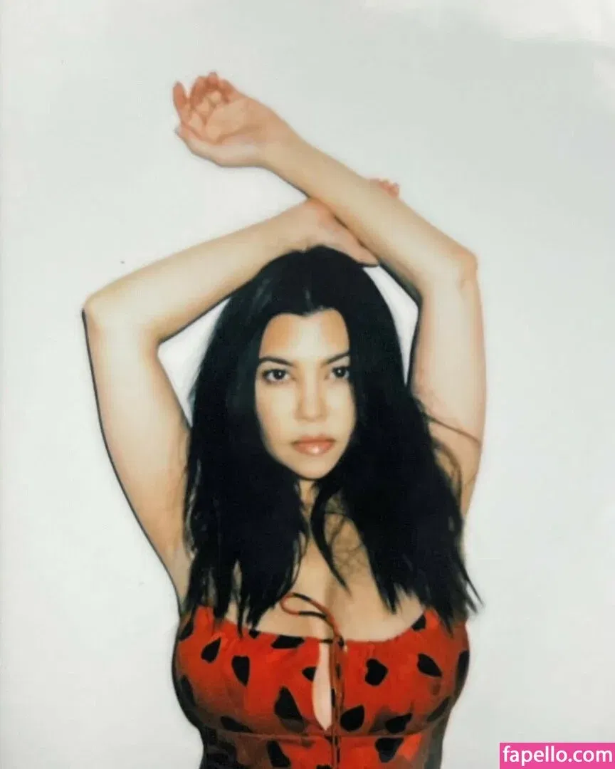 Kourtney Kardashian Onlyfans Photo Gallery 