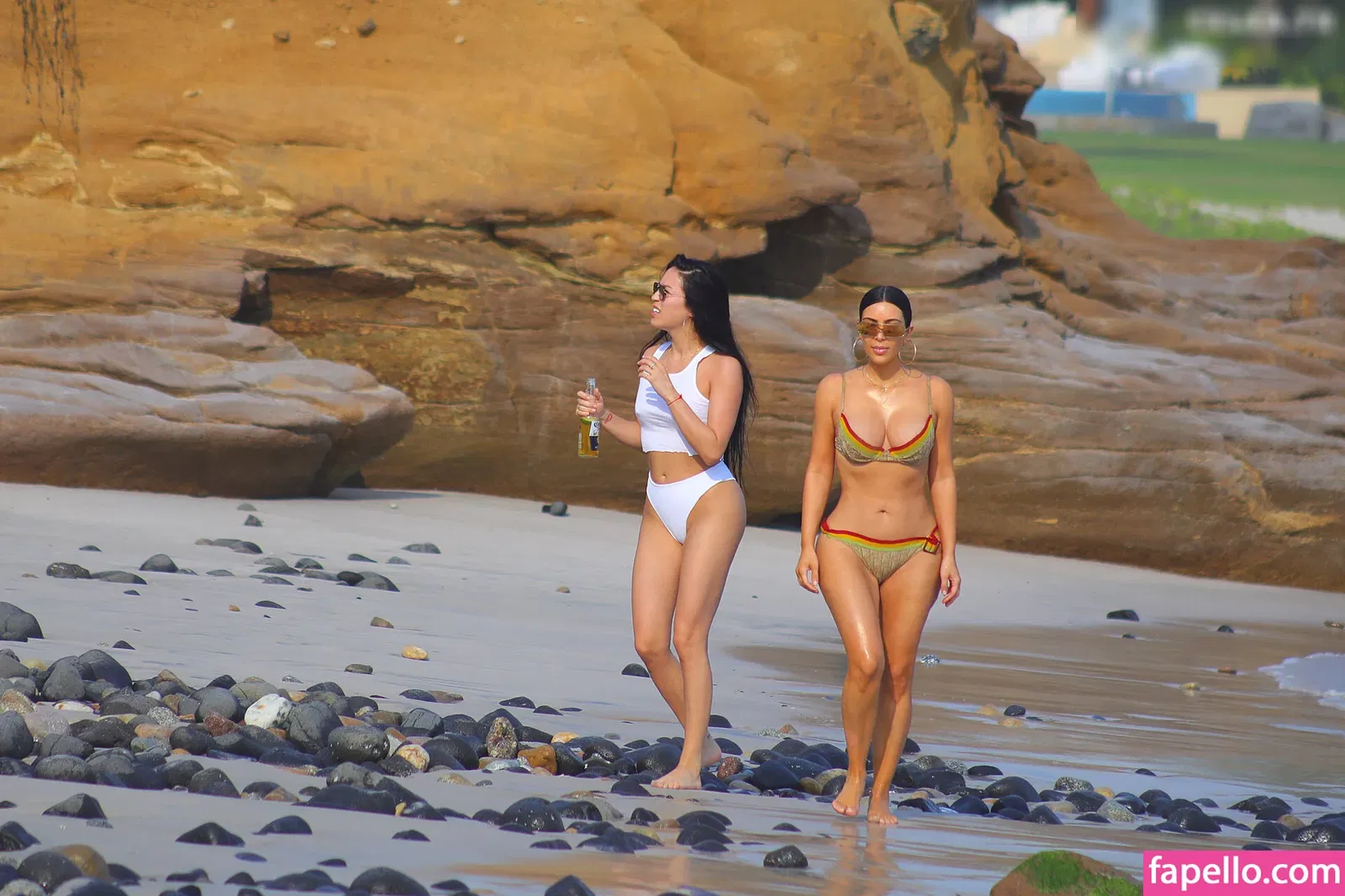 Kourtney Kardashian Onlyfans Photo Gallery 