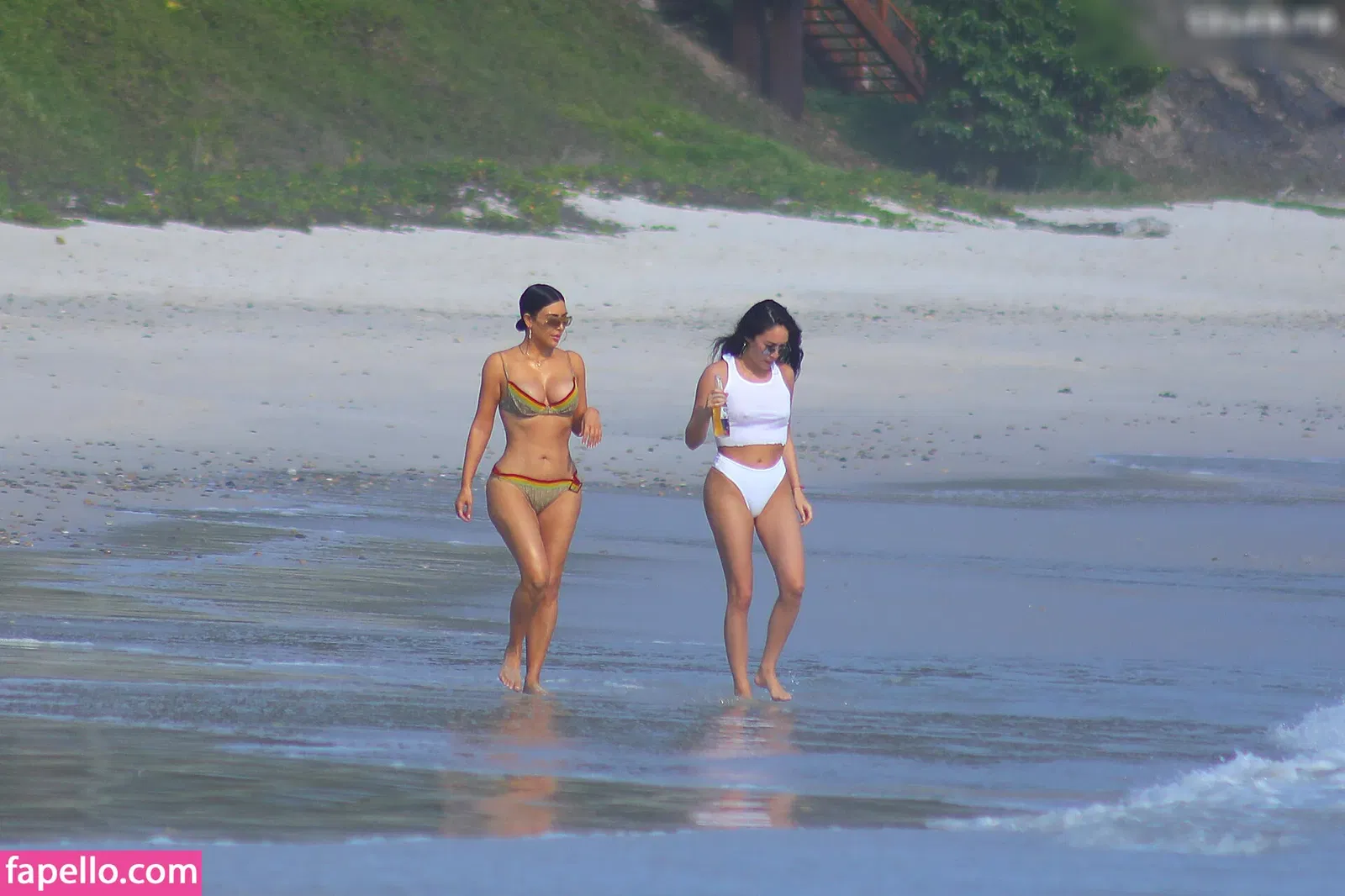 Kourtney Kardashian Onlyfans Photo Gallery 