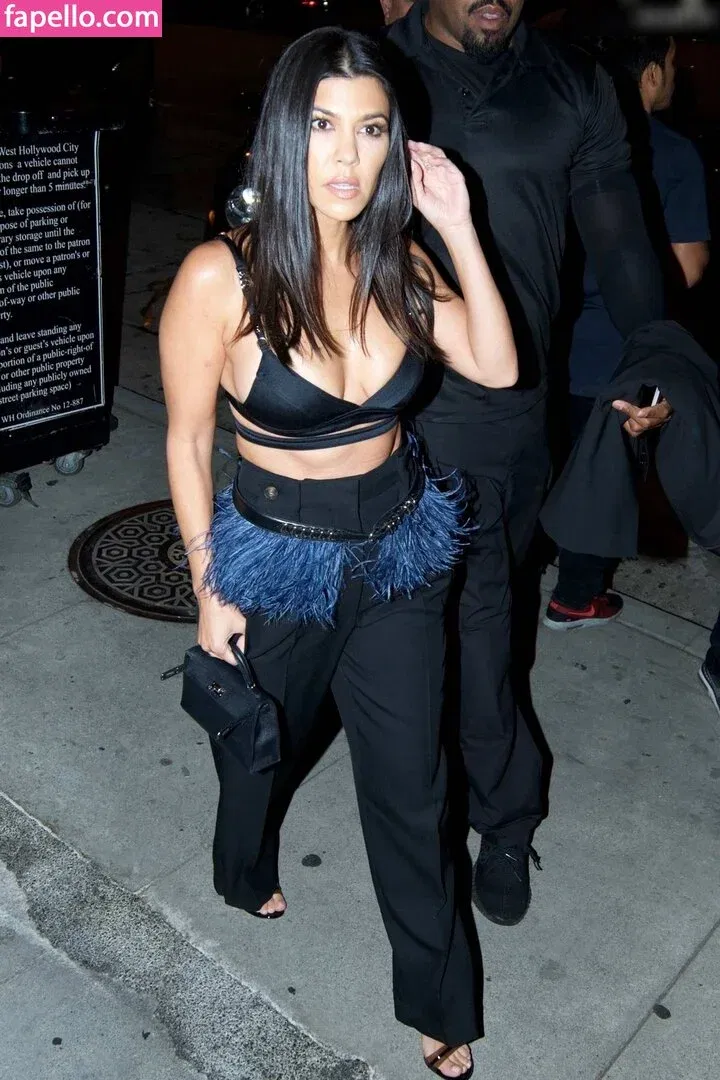 Kourtney Kardashian Onlyfans Photo Gallery 