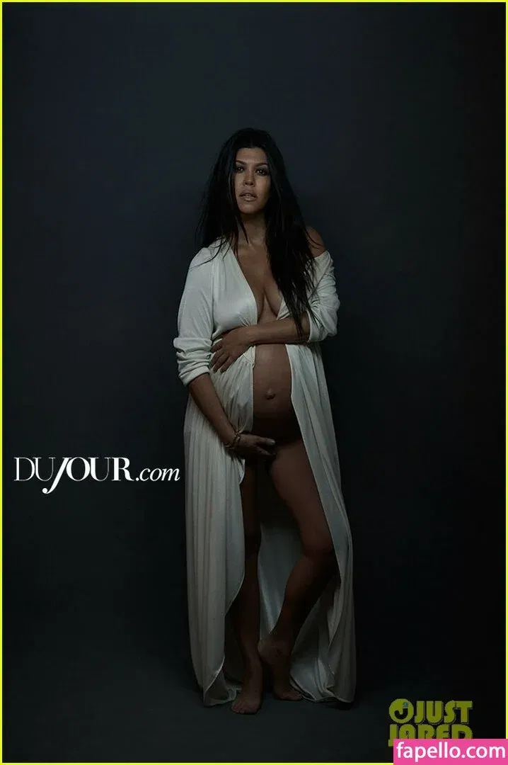 Kourtney Kardashian Onlyfans Photo Gallery 