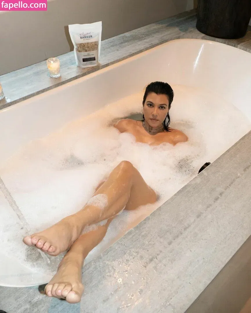 Kourtney Kardashian Onlyfans Photo Gallery 