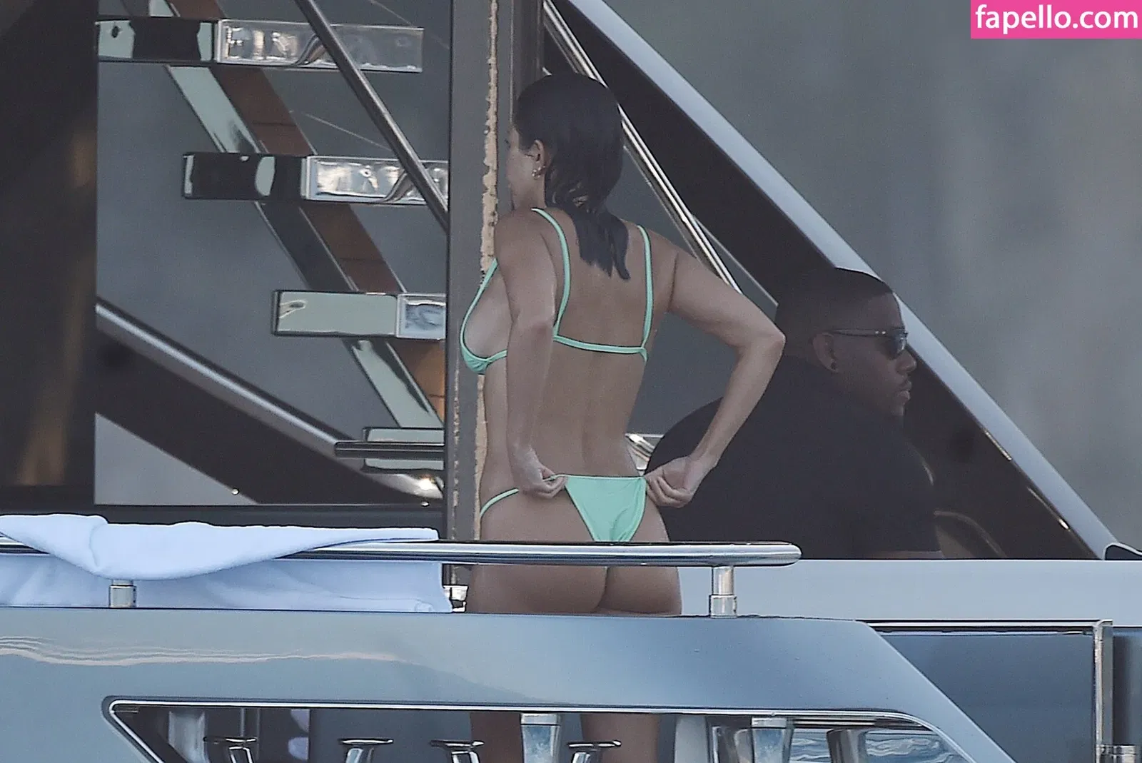 Kourtney Kardashian Onlyfans Photo Gallery 