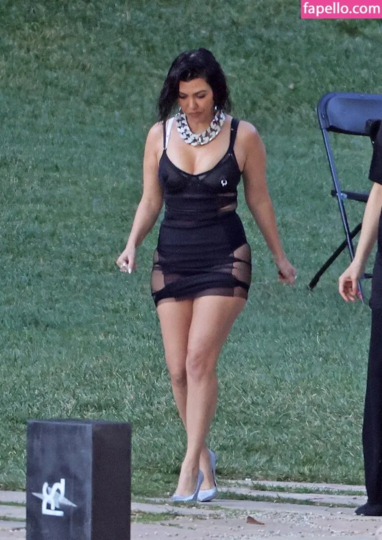 Kourtney Kardashian Onlyfans Photo Gallery 