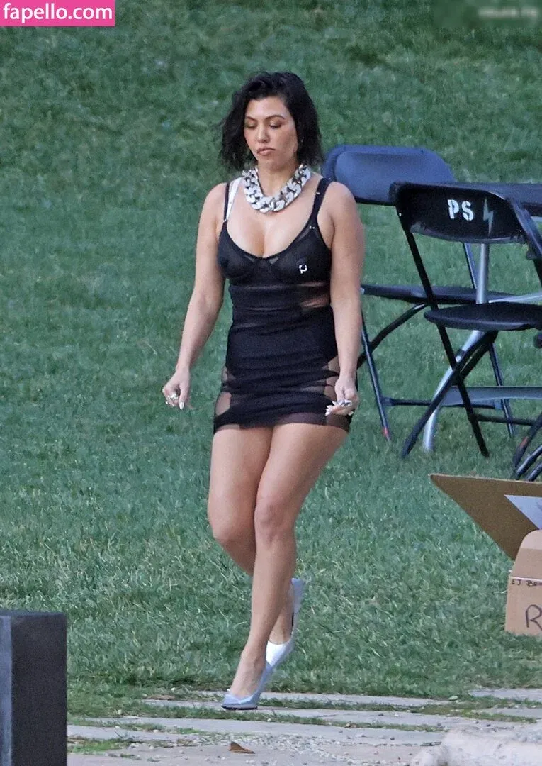 Kourtney Kardashian Onlyfans Photo Gallery 