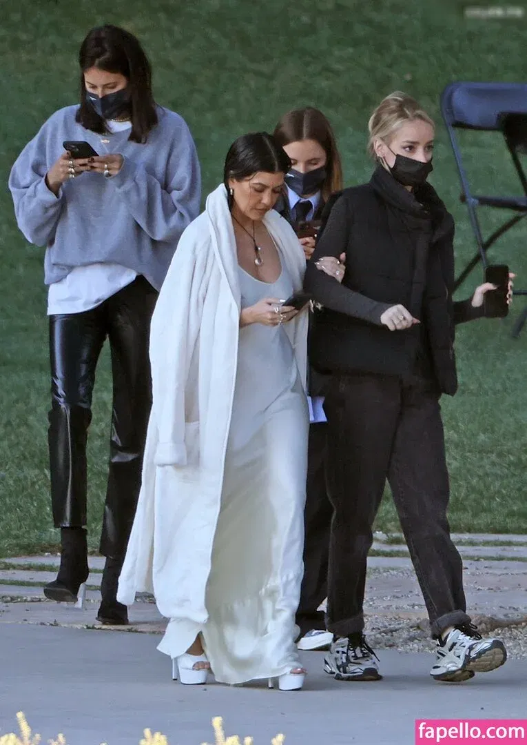 Kourtney Kardashian Onlyfans Photo Gallery 