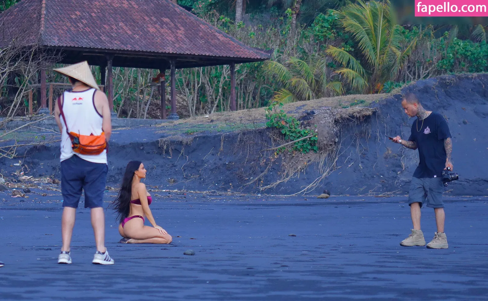 Kourtney Kardashian Onlyfans Photo Gallery 