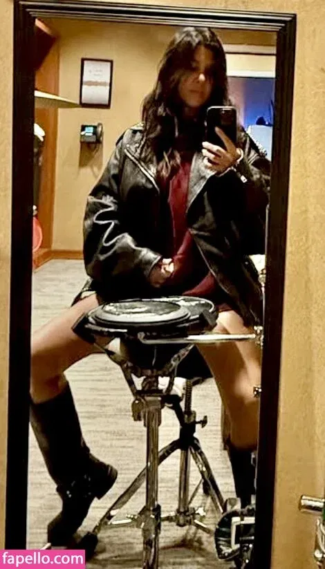 Kourtney Kardashian Onlyfans Photo Gallery 