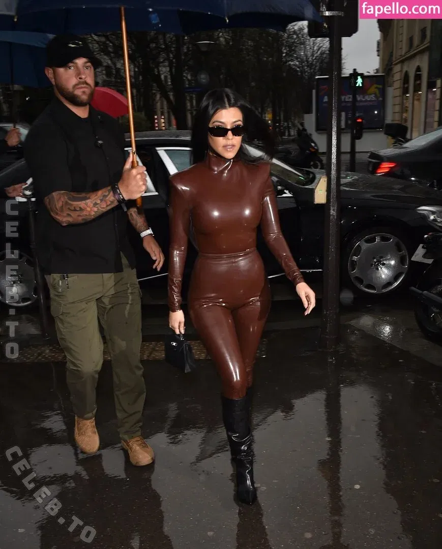 Kourtney Kardashian Onlyfans Photo Gallery 