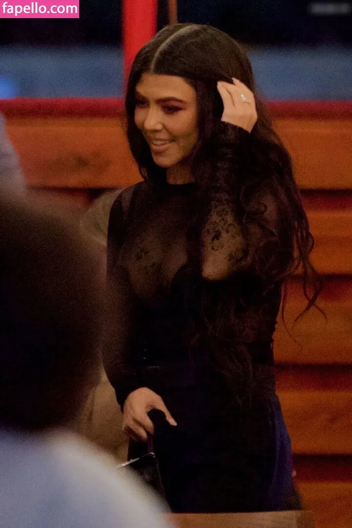 Kourtney Kardashian Onlyfans Photo Gallery 